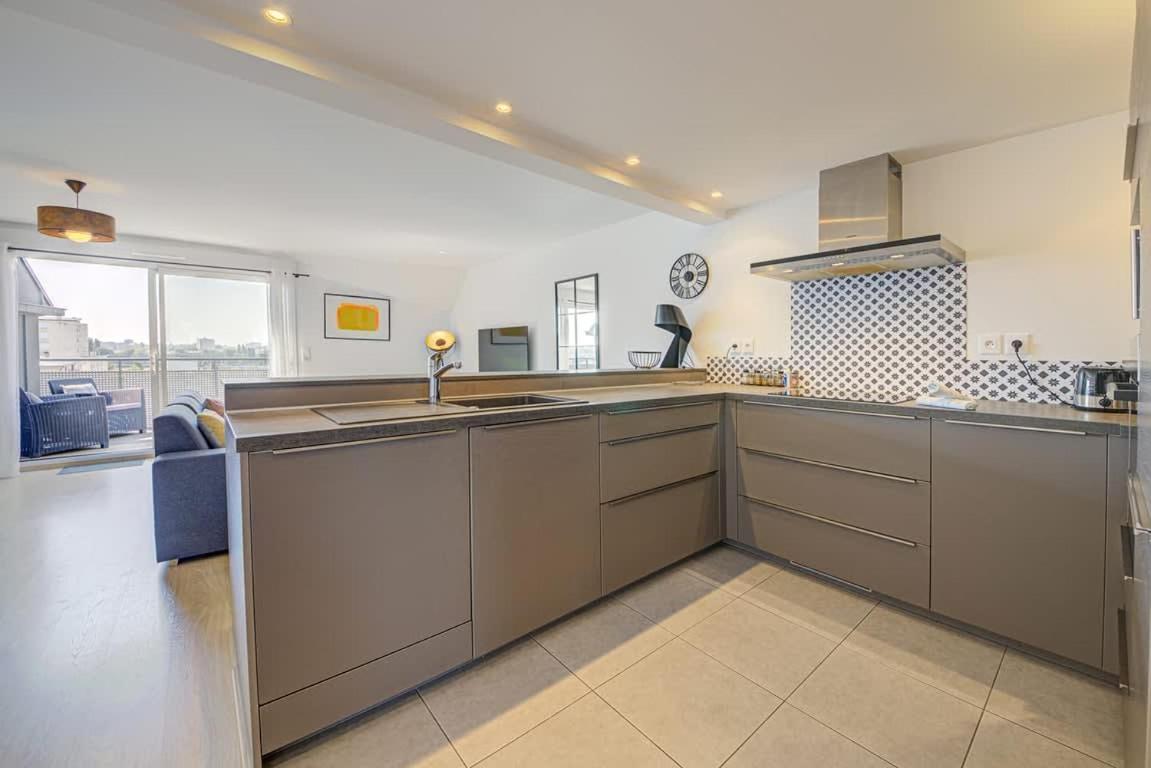 Le Maginot, T4 De Standing, Terrasse Et Parking Apartman Rennes Kültér fotó
